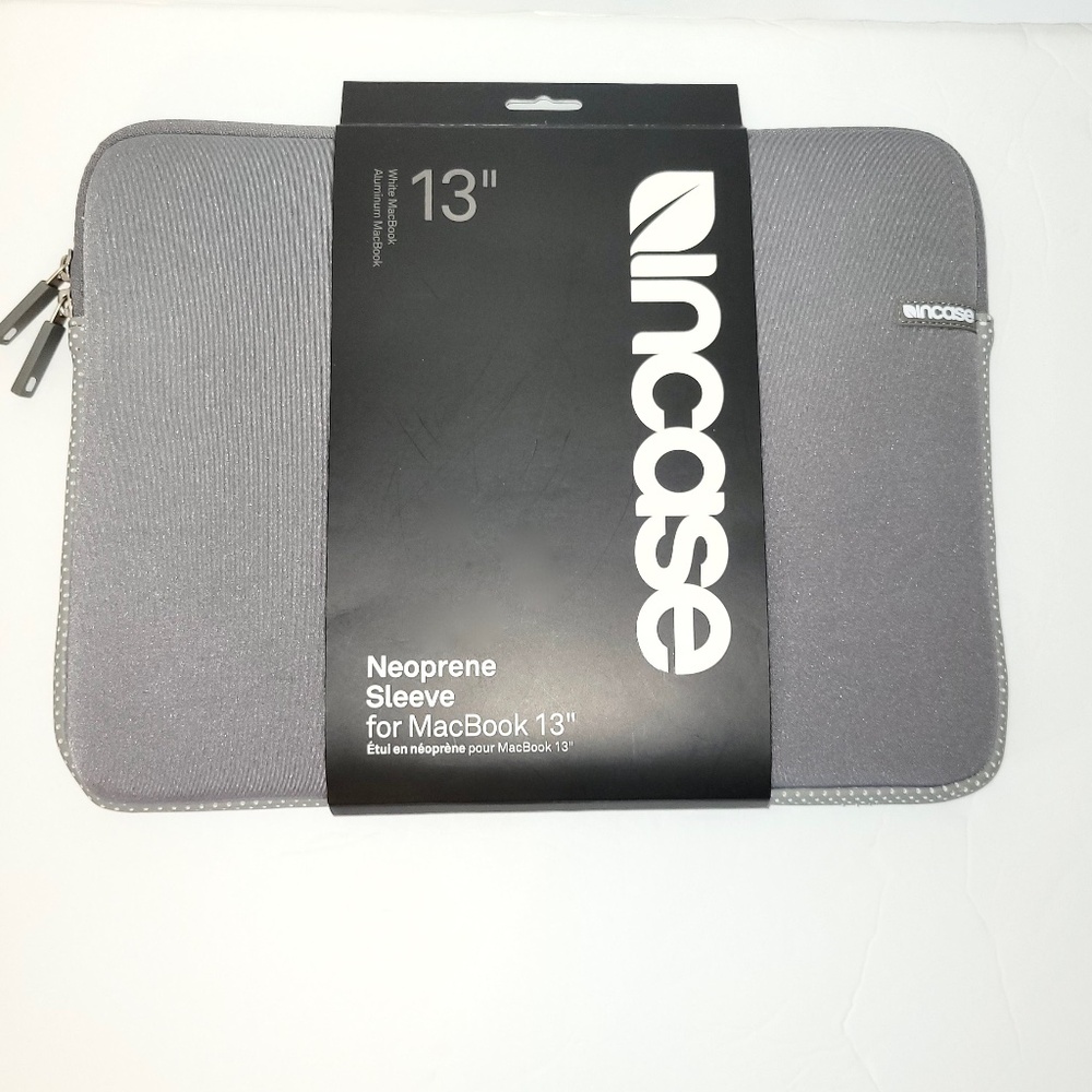 Incase 13” Neoprene Sleeve for Aluminum, White or Black MacBook 13”